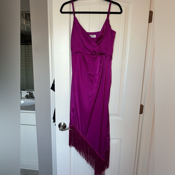 Showpo Fringe Dress - Picture 2 of 4